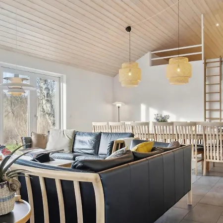 Villavilla 681 - Strand, Nordsjaelland * Vejby